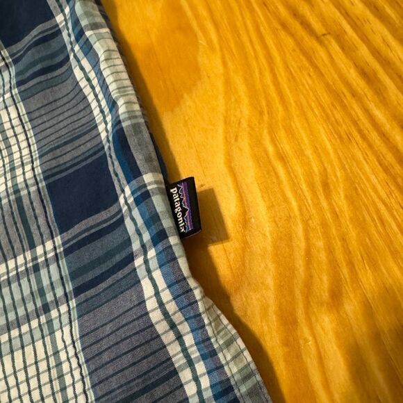 Patagonia Puckerware Button Up Shirt Mens LRG Short Sleeve Seersucker Blue Plaid - Picture 3 of 10